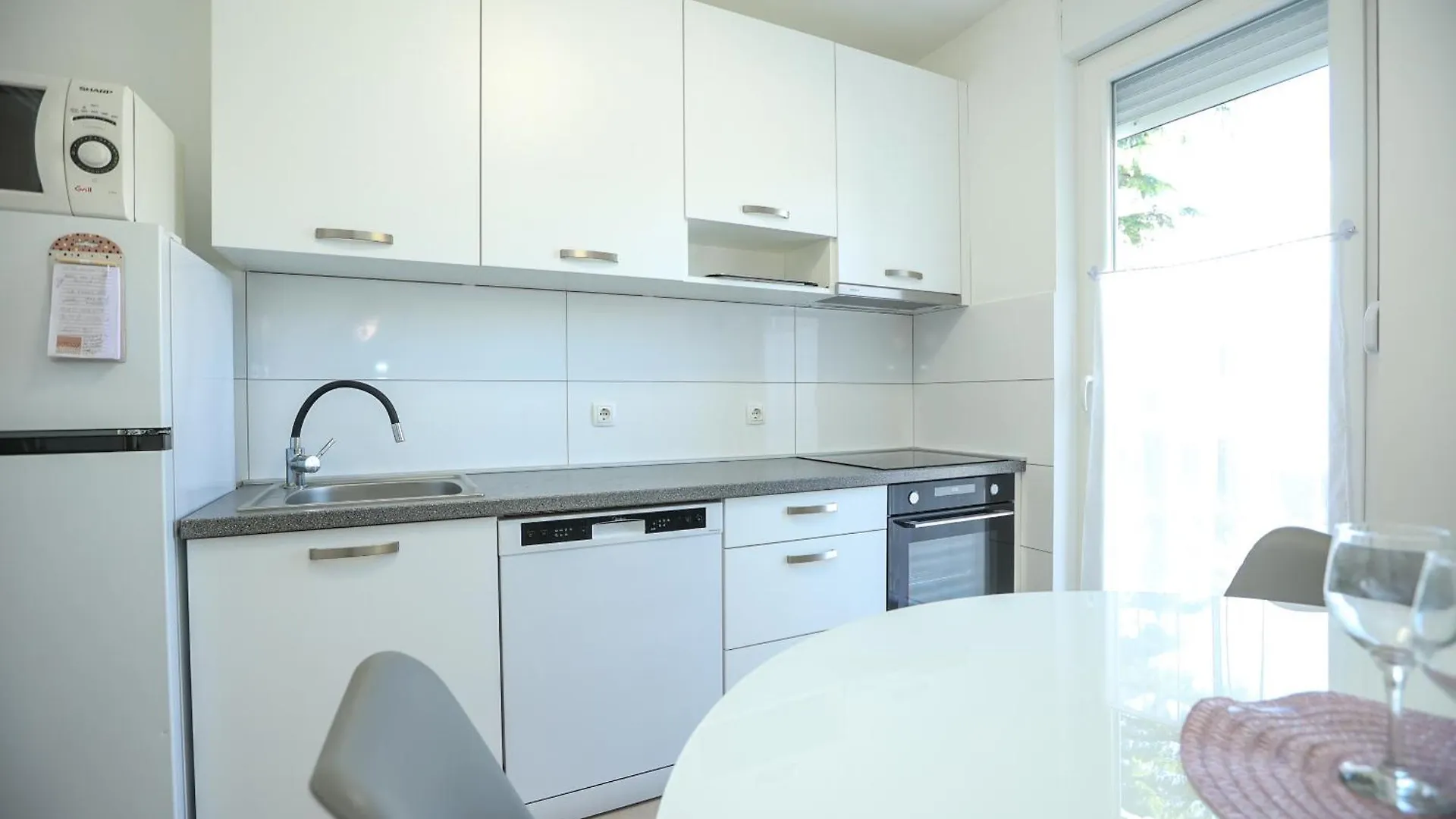 Apartments Lana I Davide Zára