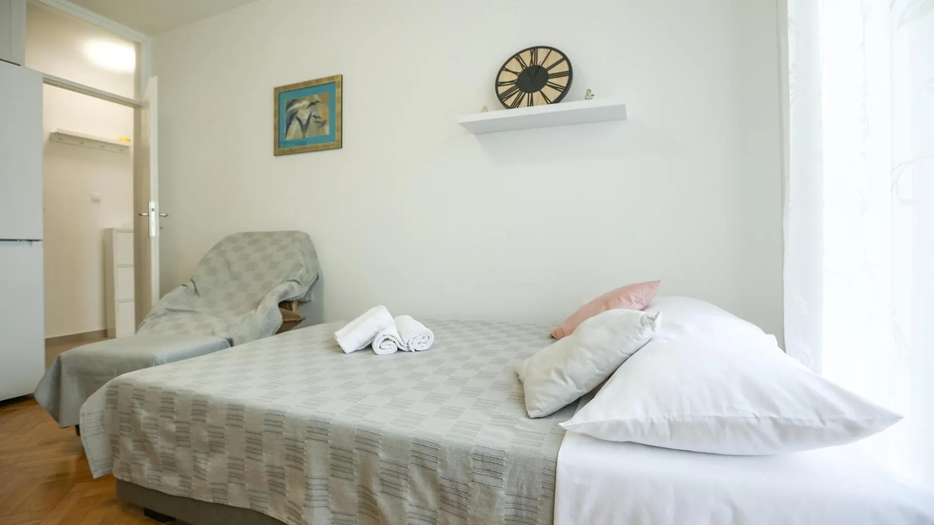 Apartments Lana I Davide 扎达尔