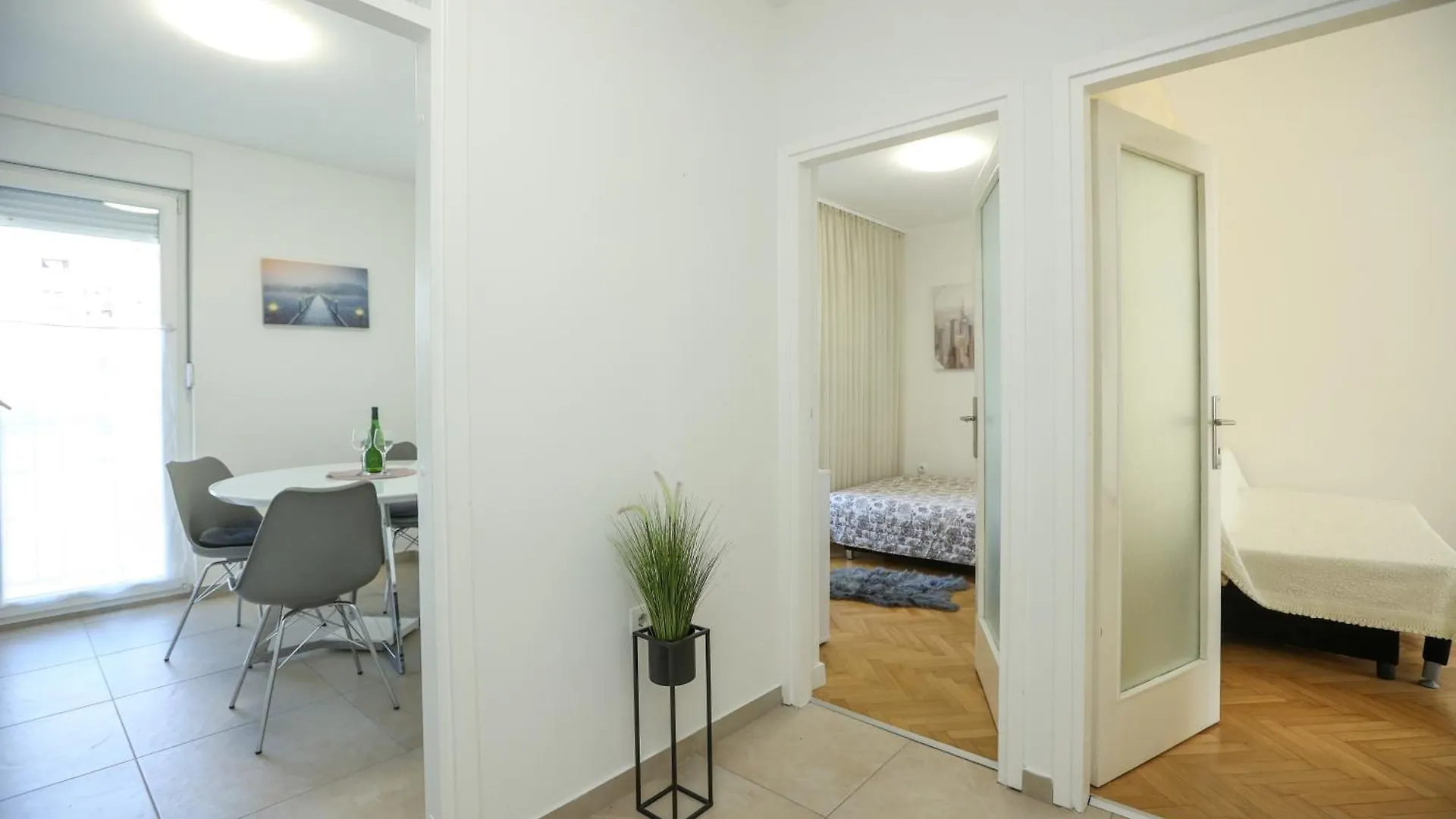 Apartments Lana I Davide Zadar