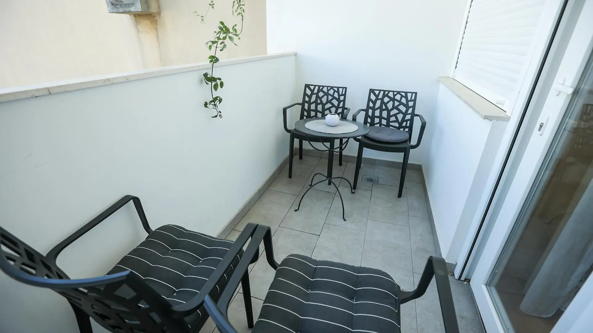 Apartments Lana I Davide Zadar 0*,  Croatia