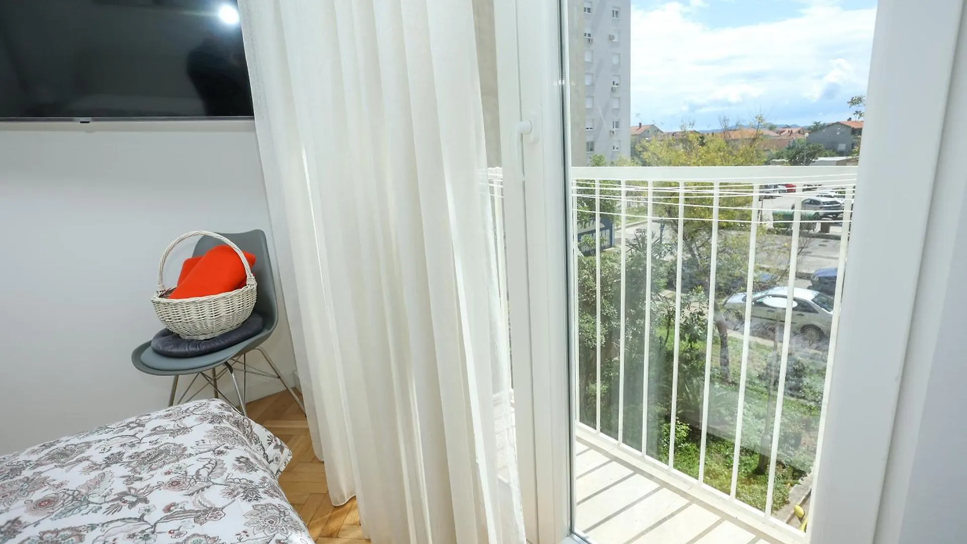 Apartments Lana I Davide 扎达尔