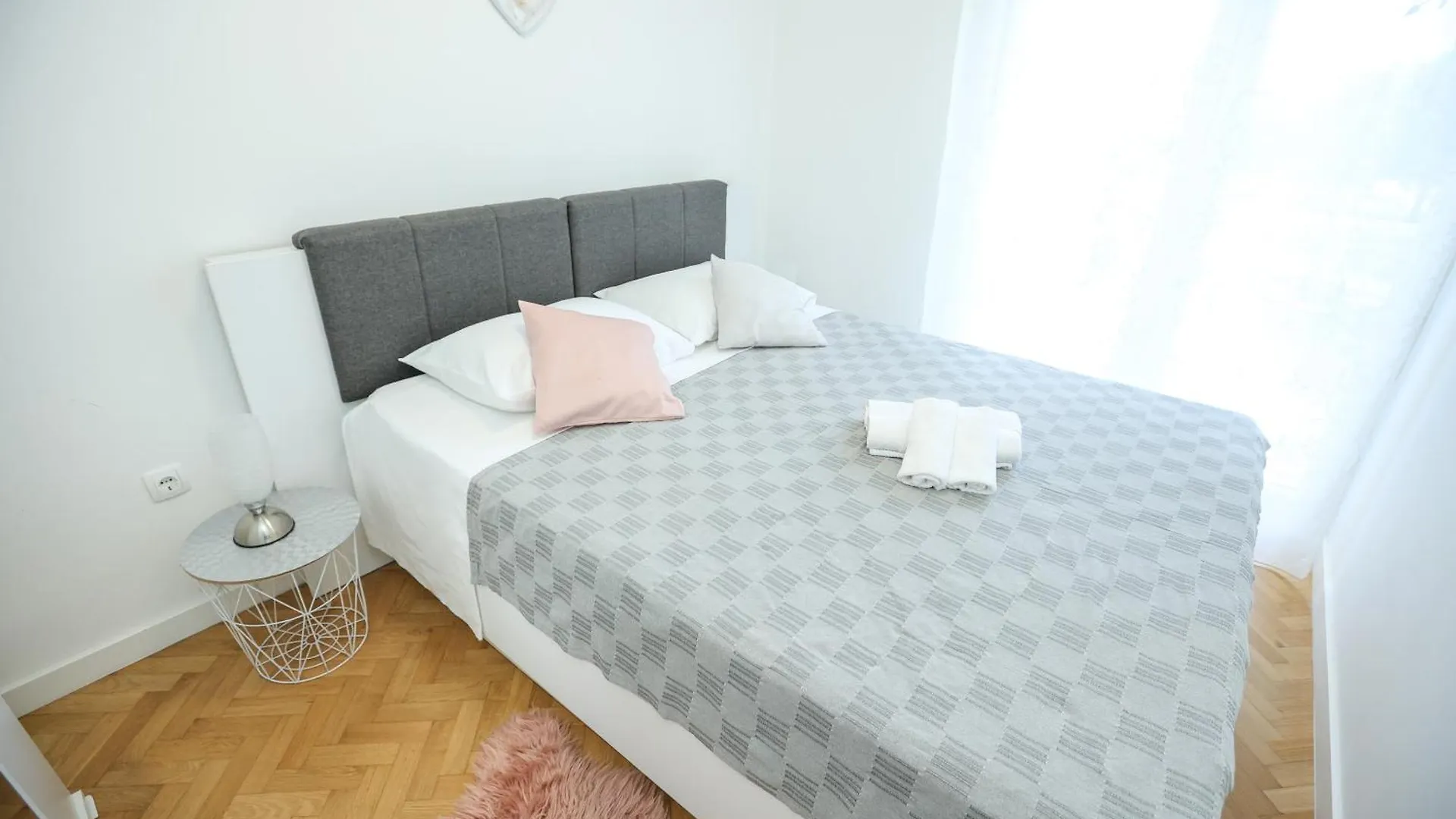 Apartments Lana I Davide Zadar 0*,  Croatia